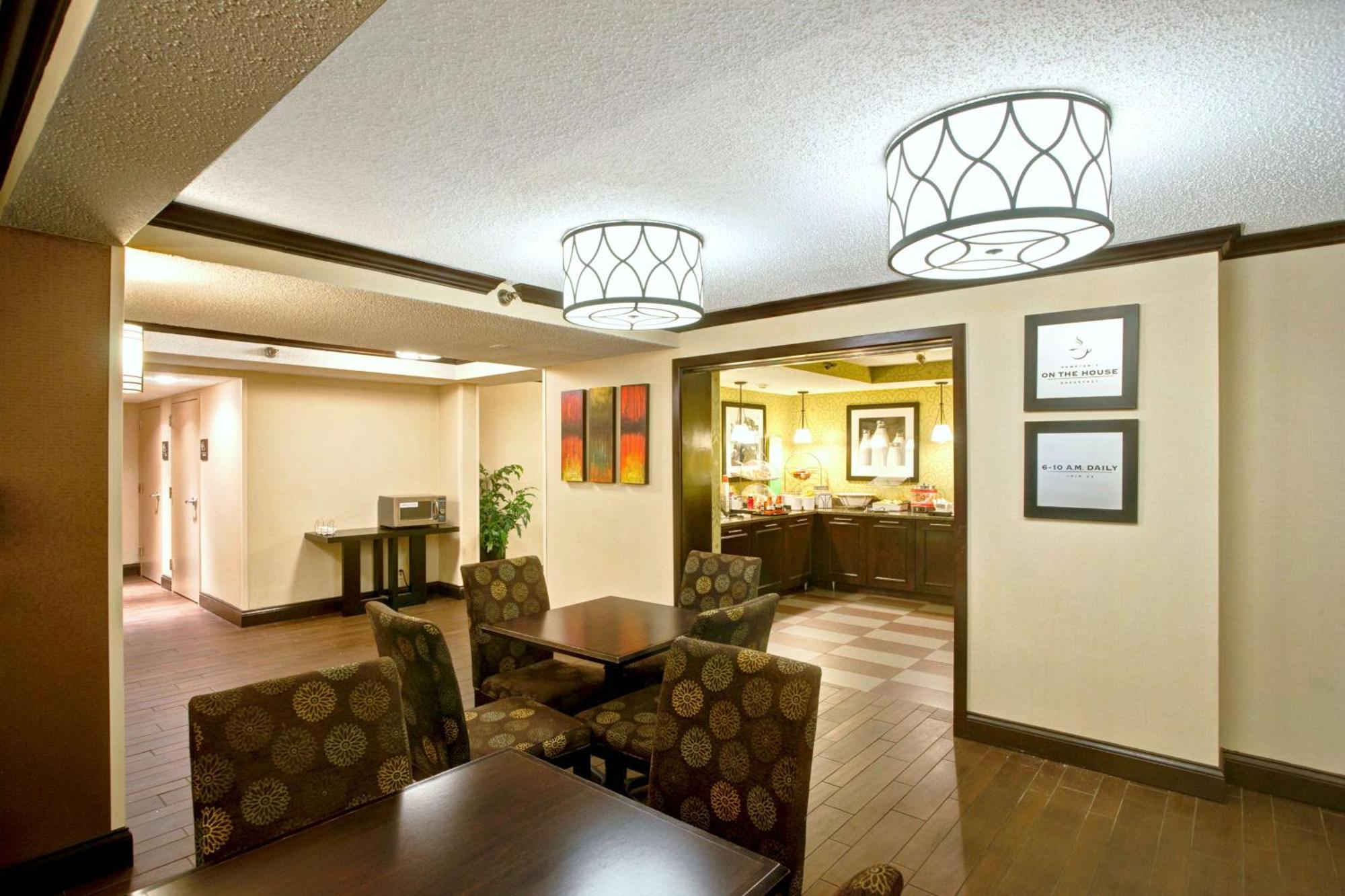 Hampton Inn College Station-Near Texas A&M University Экстерьер фото